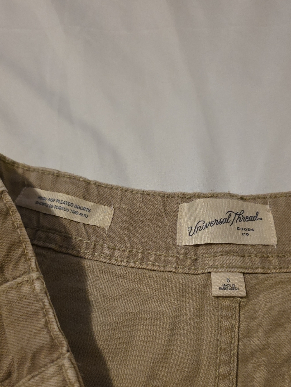 Universal Thread Women’s Utility Shorts Trio - Olive, Beige & Khaki - Picture 9 of 14